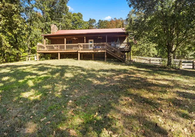 Photo 3 of Single family home for sale at 3880 Witty Ln, Hopkinsville, KY 42240 | MLS# 3613073 | Listing updated on 2026-10-07
