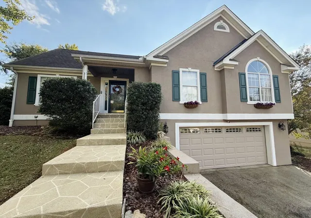 Photo 2 of Single family home for sale at 7940 Hamilton Ml Dr, Chattanooga, TN 37421 | MLS# 3612840 | Listing updated on 2026-10-08