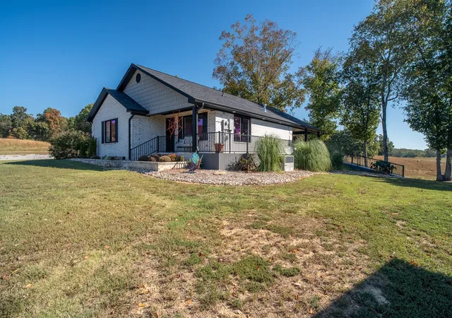 Photo 3 of Single family home for sale at 36 Watson Ln, Lawrenceburg, TN 38464 | MLS# 3618945 | Listing updated on 2026-10-10