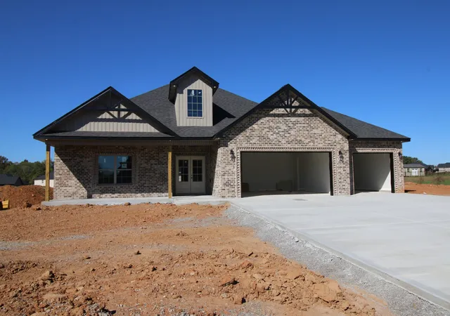 Single family home for sale at 70 Wofford Ests, Clarksville, TN 37040 | MLS# 3619765