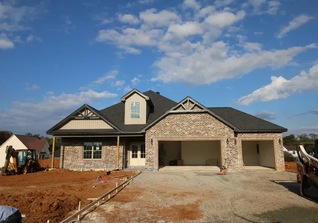 Photo 2 of Single family home for sale at 70 Wofford Ests, Clarksville, TN 37040 | MLS# 3619765 | Listing updated on 2026-10-14