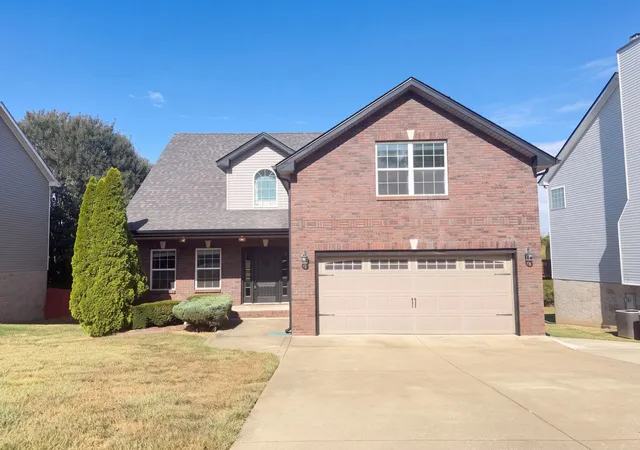 Single family home for sale at 3208 Timberdale Dr, Clarksville, TN 37042 | MLS# 3612864