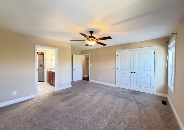 Photo 3 of Single family home for sale at 3208 Timberdale Dr, Clarksville, TN 37042 | MLS# 3612864 | Listing updated on 2026-10-22