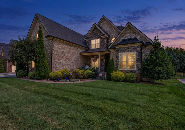 Photo 2 of Single family home for sale at 1819 Fairhaven Ln, Murfreesboro, TN 37128 | MLS# 3612886 | Listing updated on 2026-10-08