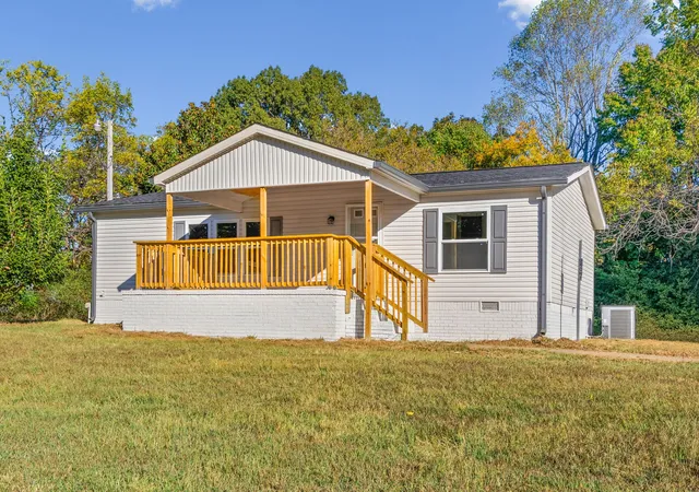 Photo 3 of Manufactured home for sale at 2343 Shelton Fry Rd, Southside, TN 37171 | MLS# 3613243 | Listing updated on 2026-10-08