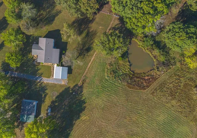 Photo 4 of Manufactured home for sale at 501 W George Durham Rd, Westmoreland, TN 37186 | MLS# 3621295 | Listing updated on 2026-10-22