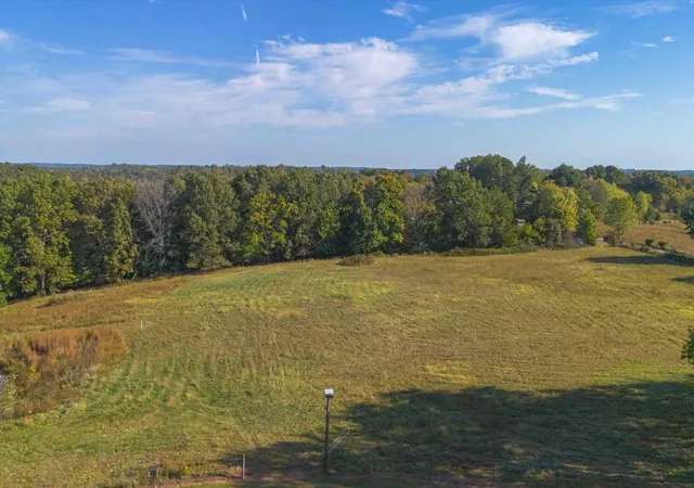 Land for sale at 517 W George Durham Rd, Westmoreland, TN 37186 | MLS# 3624336