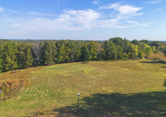 Photo 1 of Land for sale at 517 W George Durham Rd, Westmoreland, TN 37186 | MLS# 3624336 | Listing updated on 2026-10-23