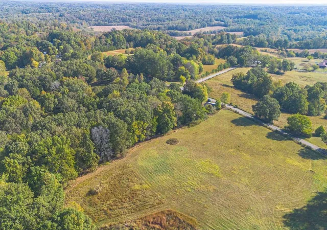 Photo 2 of Land for sale at 517 W George Durham Rd, Westmoreland, TN 37186 | MLS# 3624336 | Listing updated on 2026-10-23