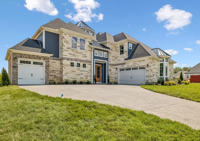 Single family home for sale at 5158 High Park Hl Dr N, Arrington, TN 37014 | MLS# 3612900