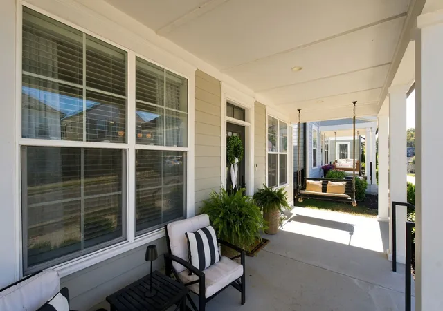 Photo 2 of Single family home for sale at 120 Stella Dr, Nashville, TN 37209 | MLS# 3619608 | Listing updated on 2026-10-16