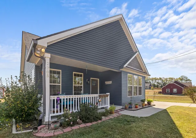 Photo 2 of Single family home for sale at 2705 Mcconnell Rd, Cornersville, TN 37047 | MLS# 3612996 | Listing updated on 2026-10-08