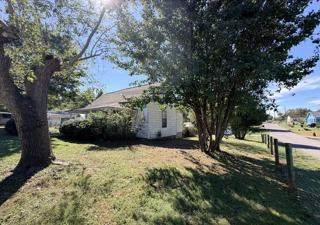 Photo 14 of Single family home for sale at 639 6th Street, Newport, TN 37821 | MLS# 3613226 | Listing updated on 2026-10-08