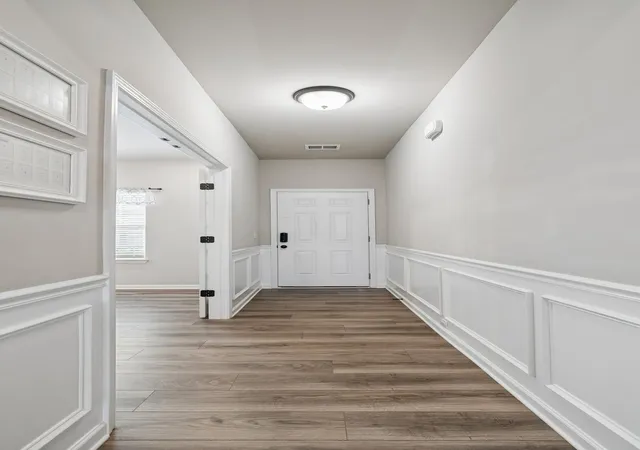 Photo 3 of Single family home for sale at 1075 Watermark Way, Mount Juliet, TN 37122 | MLS# 3615125 | Listing updated on 2026-10-29