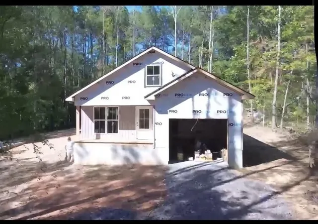 Photo 1 of Single family home for sale at 1705 Ray Dr Ne, Dalton, GA 30721 | MLS# 3613018 | Listing updated on 2026-10-07