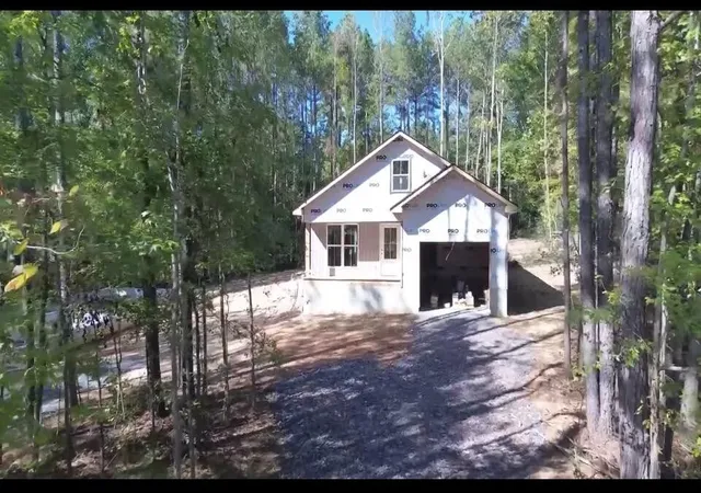 Photo 3 of Single family home for sale at 1705 Ray Dr Ne, Dalton, GA 30721 | MLS# 3613018 | Listing updated on 2026-10-07