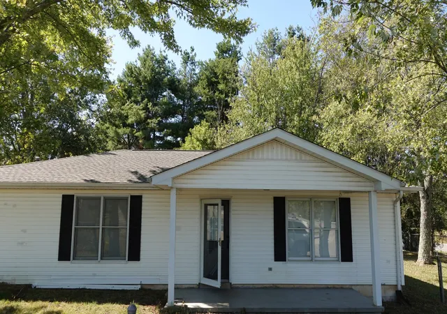 Single family home for sale at 4901 Highway 52 W, Lafayette, TN 37083 | MLS# 3615064