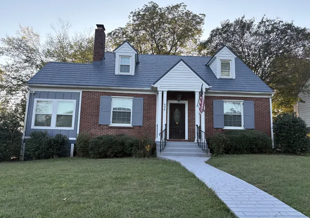 Photo 1 of Single family home for sale at 606 Anderson Dr, Clarksville, TN 37040 | MLS# 3621235 | Listing updated on 2026-10-15