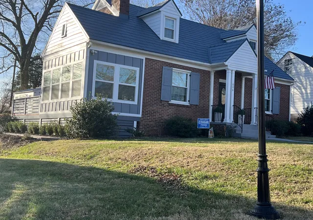 Photo 1 of Single family home for sale at 606 Anderson Dr, Clarksville, TN 37040 | MLS# 3621235 | Listing updated on 2026-10-15