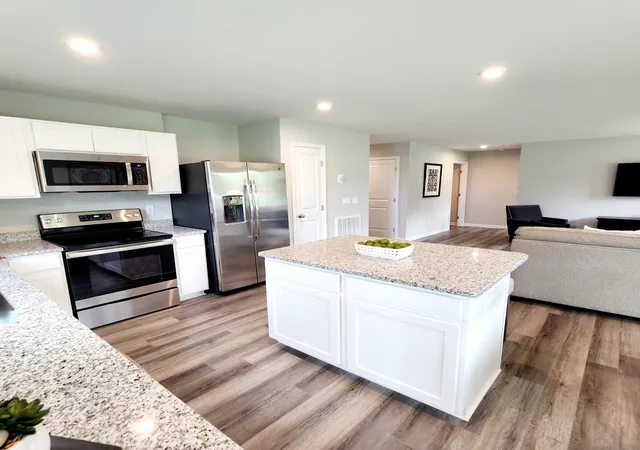 Photo 4 of Single family home for sale at 1701 Quail Run Way, Spring Hill, TN 37174 | MLS# 3620523 | Listing updated on 2026-10-19