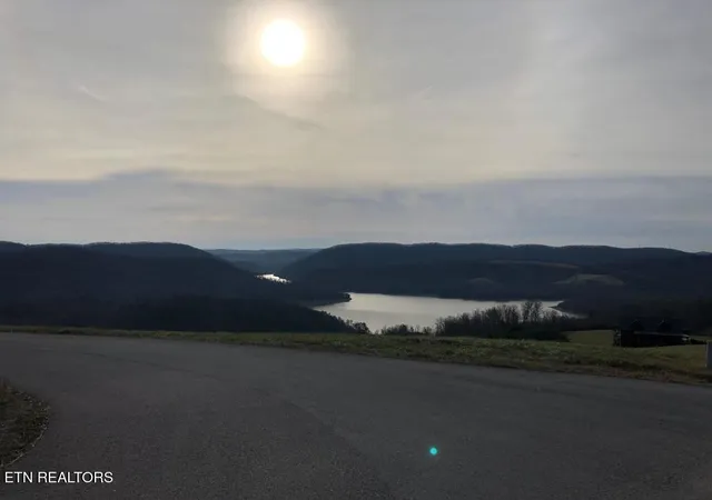 Photo 4 of Land for sale at 0 Silver Tr, New Tazewell, TN 37825 | MLS# 3613367 | Listing updated on 2026-10-08