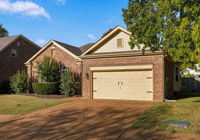 Photo 2 of Single family home for sale at 1309 Summer Hvn Cir, Franklin, TN 37069 | MLS# 3618586 | Listing updated on 2026-10-09