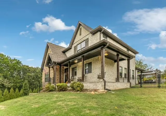 Photo 4 of Single family home for sale at 1100 Port William Ct, Mount Juliet, TN 37122 | MLS# 3618672 | Listing updated on 2026-10-17