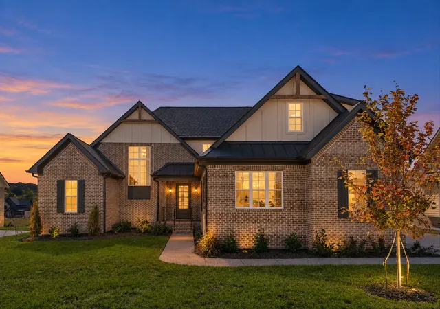 Photo 2 of Single family home for sale at 812 Brookdale Ct, Lebanon, TN 37087 | MLS# 3613159 | Listing updated on 2026-10-07