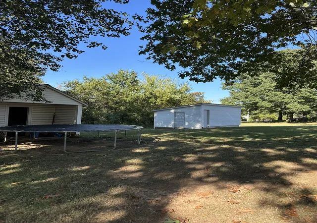 Photo 3 of Single family home for sale at 1893 Beersheba Hwy, Mc Minnville, TN 37110 | MLS# 3613183 | Listing updated on 2026-10-07