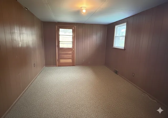Photo 4 of Single family home for sale at 1011 Massengill St, Winchester, TN 37398 | MLS# 3613169 | Listing updated on 2026-10-07