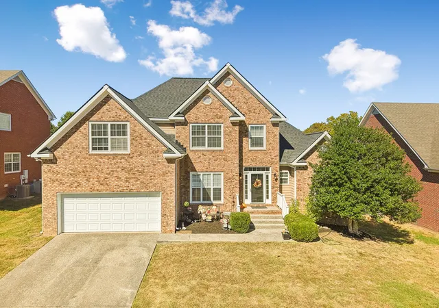Photo 3 of Single family home for sale at 2004 Keene Cir, Spring Hill, TN 37174 | MLS# 3613268 | Listing updated on 2026-10-11