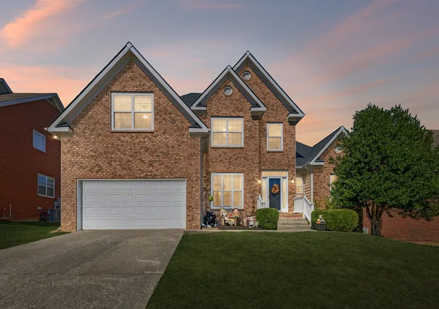 Photo 4 of Single family home for sale at 2004 Keene Cir, Spring Hill, TN 37174 | MLS# 3613268 | Listing updated on 2026-10-11