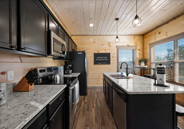 Photo 3 of Single family home for sale at 1654 Veterans Blvd #23, Sevierville, TN 37862 | MLS# 3618935 | Listing updated on 2026-10-10