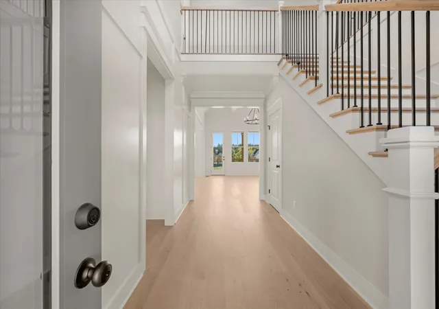 Photo 3 of Single family home for sale at 814 Brookdale Ct, Lebanon, TN 37087 | MLS# 3613195 | Listing updated on 2026-10-08