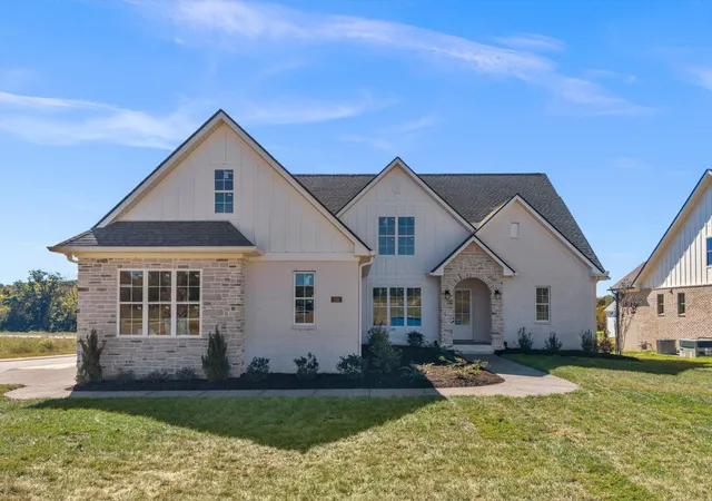 Photo 1 of Single family home for sale at 816 Brookdale Ct, Lebanon, TN 37087 | MLS# 3613202 | Listing updated on 2026-10-07