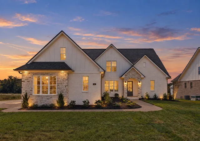 Photo 2 of Single family home for sale at 816 Brookdale Ct, Lebanon, TN 37087 | MLS# 3613202 | Listing updated on 2026-10-07