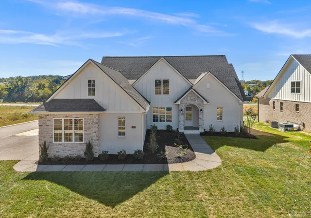 Photo 3 of Single family home for sale at 816 Brookdale Ct, Lebanon, TN 37087 | MLS# 3613202 | Listing updated on 2026-10-08