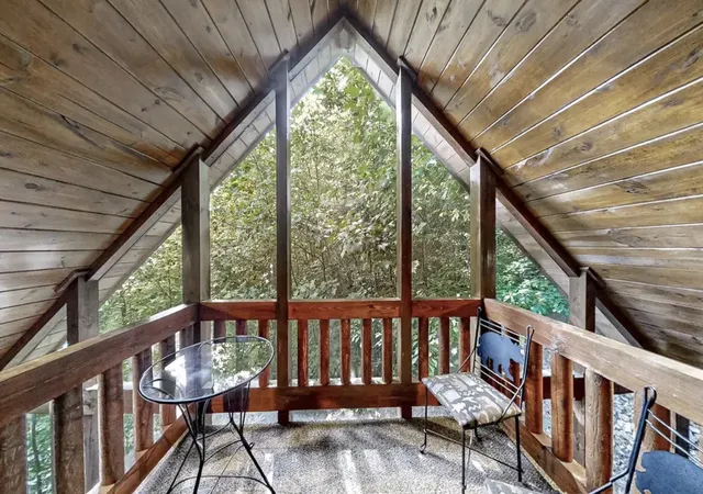 Photo 1 of Single family home for sale at 1634 Misty Holw Way, Gatlinburg, TN 37738 | MLS# 3615134 | Listing updated on 2026-10-08