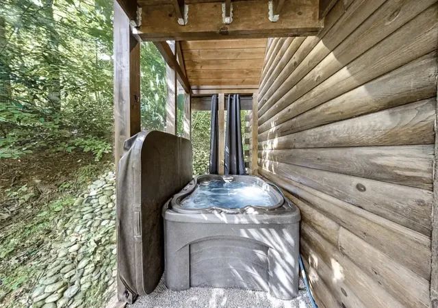 Photo 4 of Single family home for sale at 1634 Misty Holw Way, Gatlinburg, TN 37738 | MLS# 3615134 | Listing updated on 2026-10-08