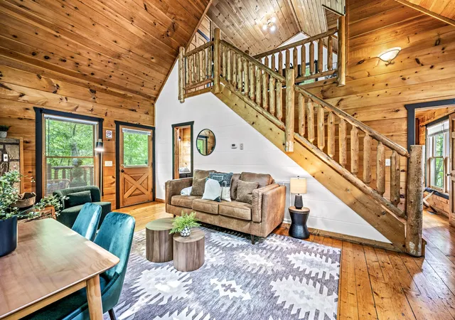Photo 2 of Single family home for sale at 1420 Silver Poplar Ln, Sevierville, TN 37876 | MLS# 3615357 | Listing updated on 2026-10-08