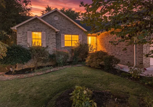 Photo 2 of Single family home for sale at 184 Kawga Way, Loudon, TN 37774 | MLS# 3613256 | Listing updated on 2026-10-08
