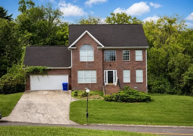 Single family home for sale at 8866 Brucewood Ln, Knoxville, TN 37923 | MLS# 3620112