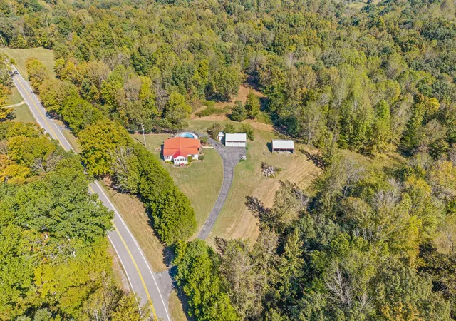 Photo 4 of Single family home for sale at 4245 Tarsus Rd, Palmyra, TN 37142 | MLS# 3614616 | Listing updated on 2026-10-08