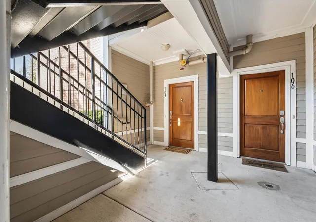 Photo 3 of Townhouse for sale at 303 Criddle St #105, Nashville, TN 37219 | MLS# 3613239 | Listing updated on 2026-10-10