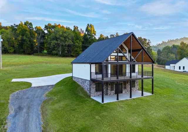 Photo 3 of Single family home for sale at 19 Massey Rd, Carthage, TN 37030 | MLS# 3615294 | Listing updated on 2026-10-08