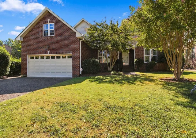 Photo 1 of Single family home for sale at 4952 Tulip Grv Ln, Hermitage, TN 37076 | MLS# 3613272 | Listing updated on 2026-10-08