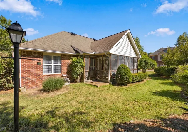 Photo 4 of Single family home for sale at 4952 Tulip Grv Ln, Hermitage, TN 37076 | MLS# 3613272 | Listing updated on 2026-10-08