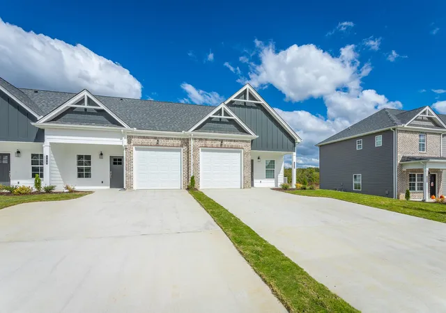 Townhouse for sale at 4823 Fannon Dr, Ooltewah, TN 37363 | MLS# 3613262