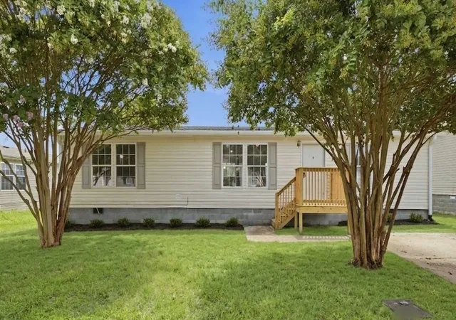Photo 3 of Manufactured home for sale at 125 Oceanfront Cir N, Antioch, TN 37013 | MLS# 3613269 | Listing updated on 2026-10-08