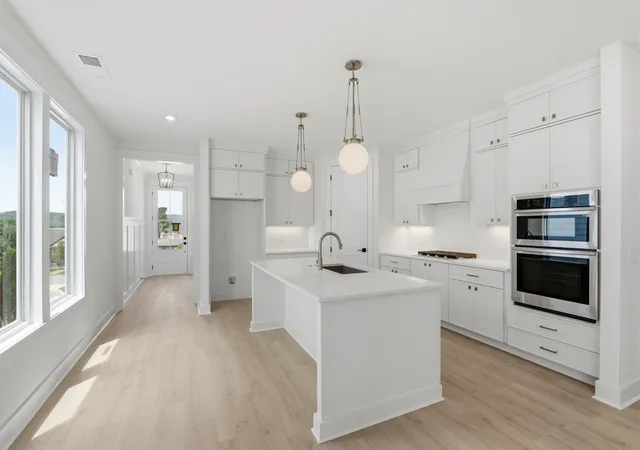 Photo 3 of Single family home for sale at 601 James Ave, Nashville, TN 37209 | MLS# 3613274 | Listing updated on 2026-10-08